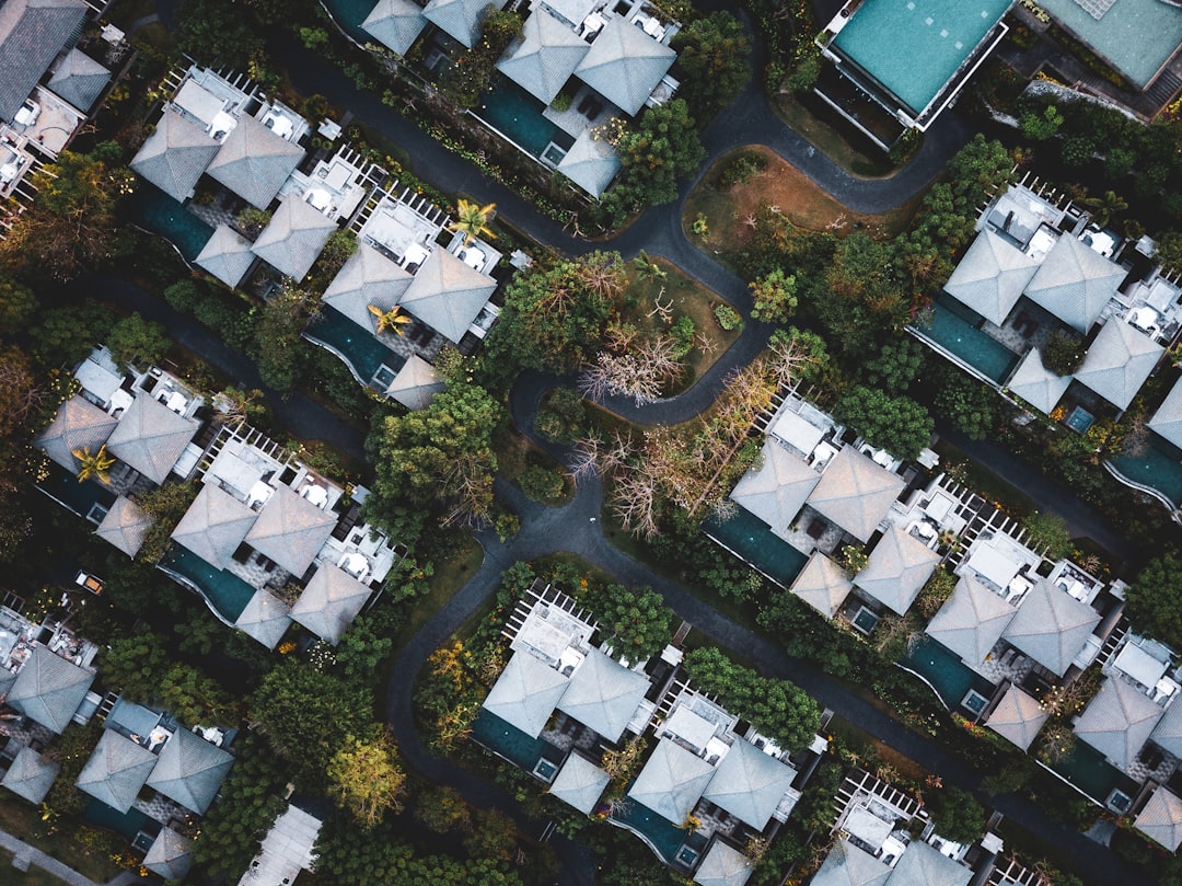Navigating the Real Estate Market: Tips and Tricks